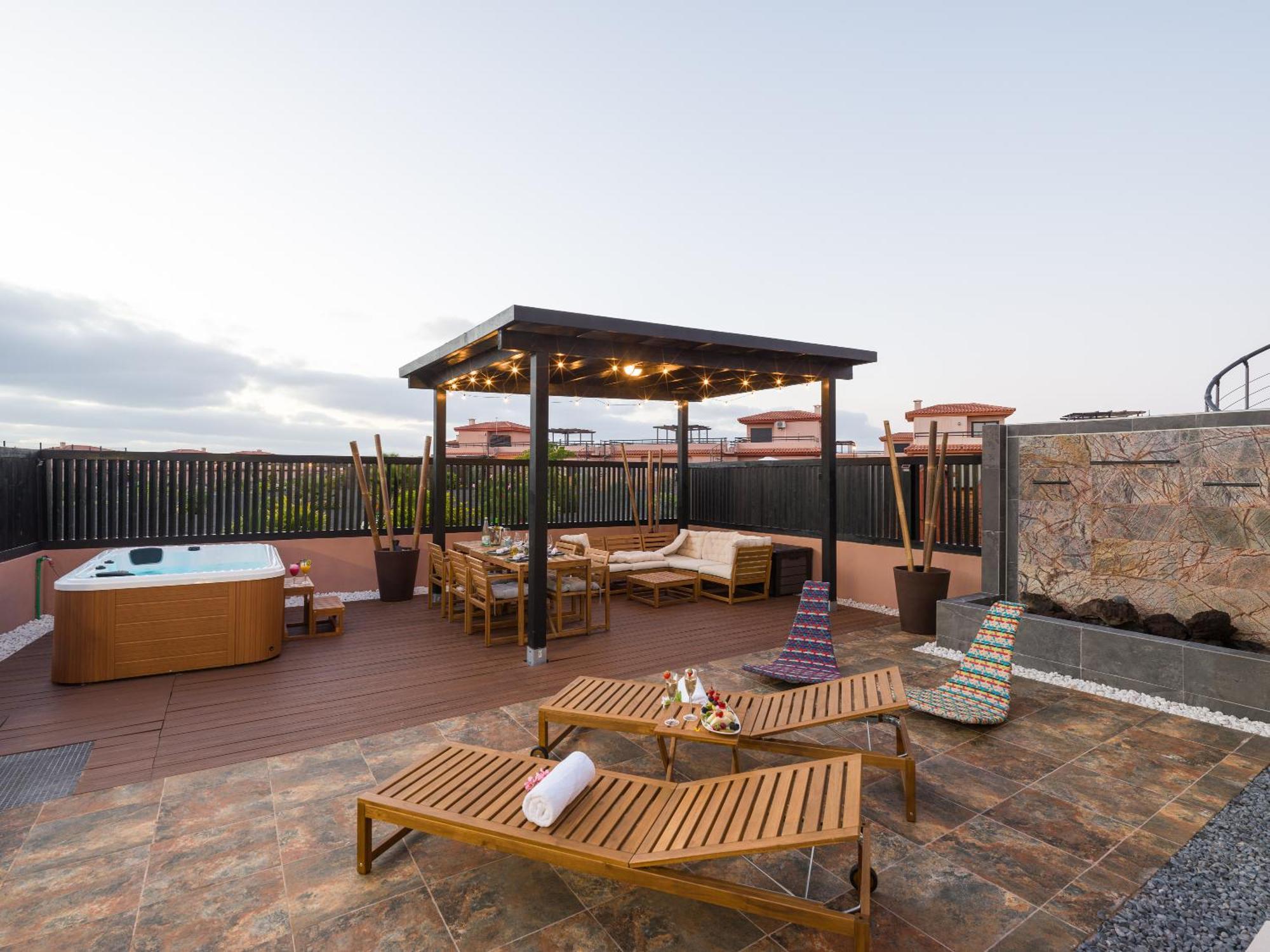 Giraud I - Luxurious Secluded Villa Next To The Sea Lajares Εξωτερικό φωτογραφία